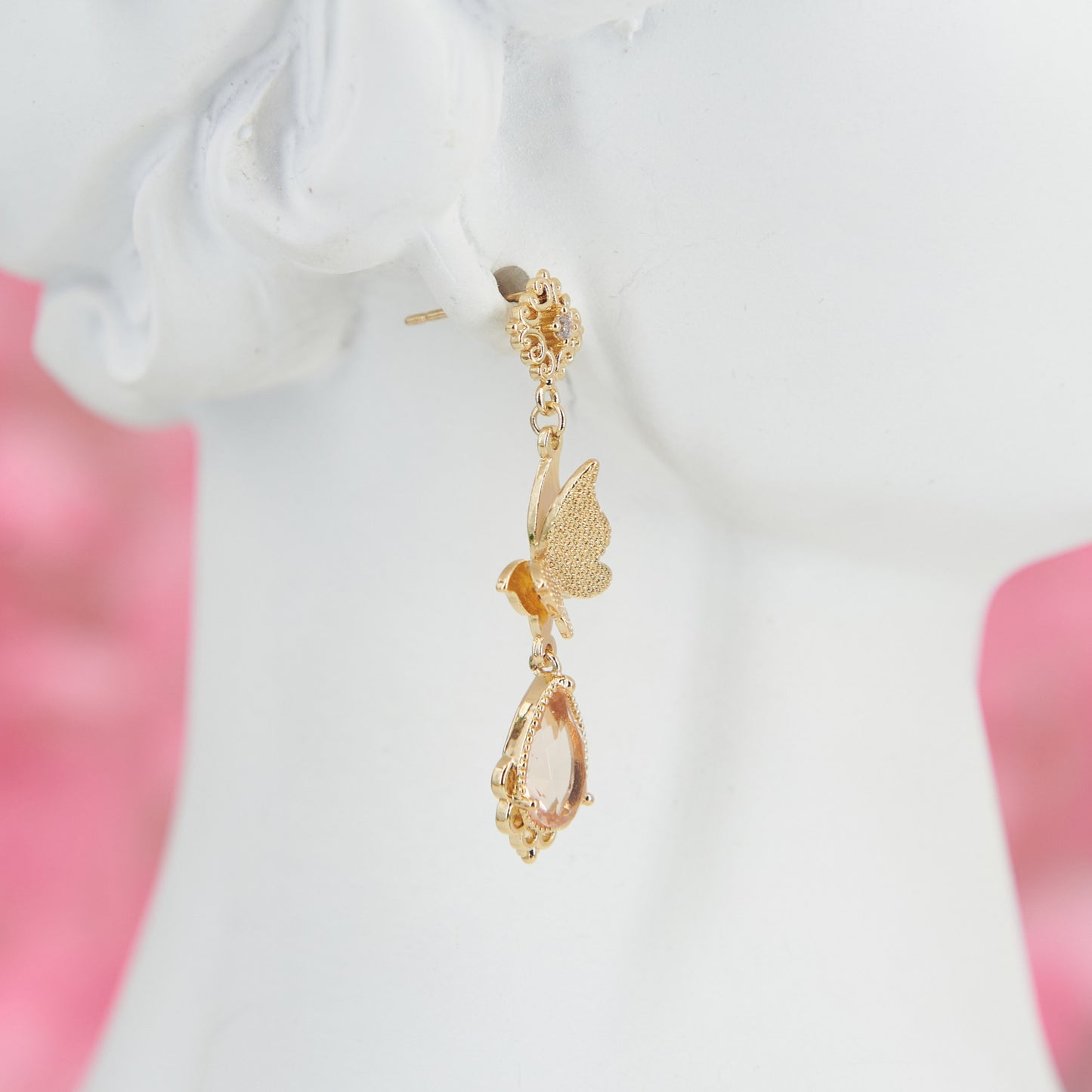 "Persephone" earrings: Asymmetrical dangles with butterflies and coral zircons. 7 cm of spring charm, cottagecore elegance in every detail.