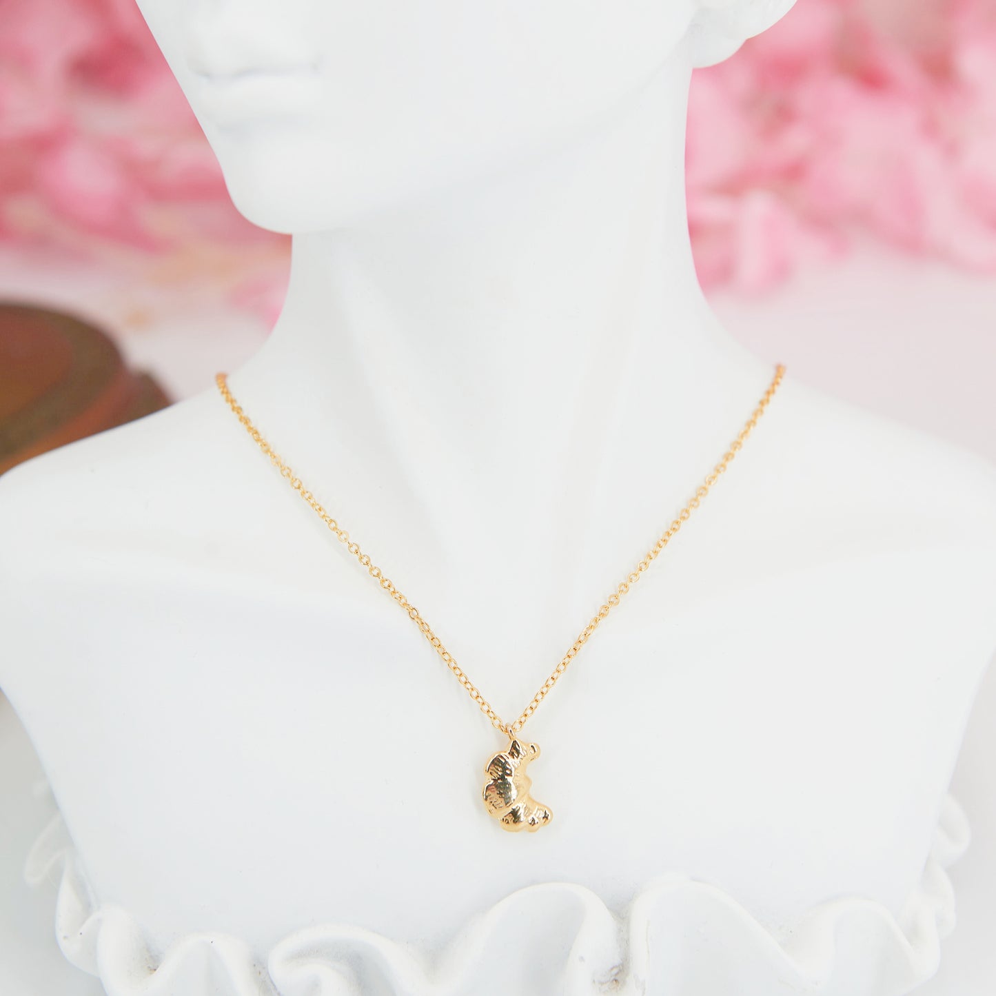 Petit Croissant pendant necklace